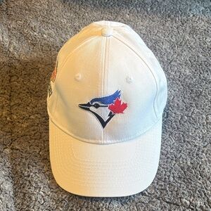 Toronto Blue Jays White Baseball Cap with Red Maple Leaf Logo